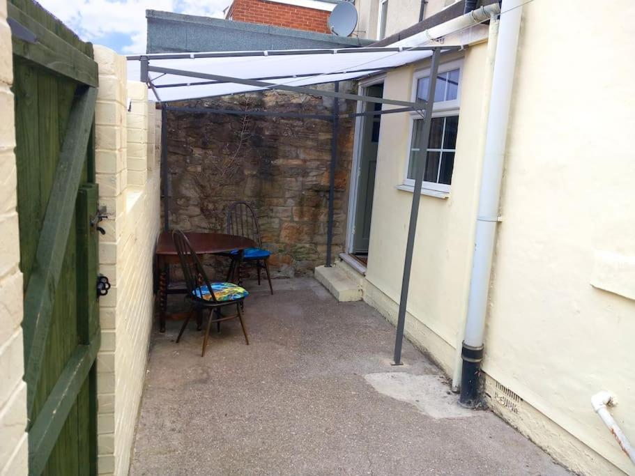 Peaceful Home From Home - Spacious 3 Bedroom House Accommodating 7 - Ideal For Families And Workers Gateshead Extérieur photo